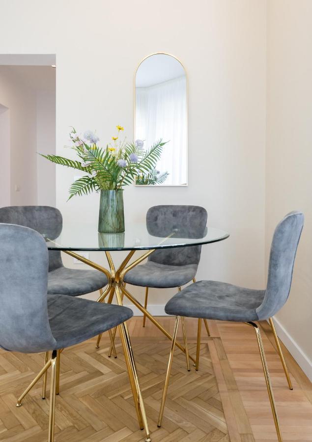 Old Town Bucharest, Luxury 2 Bedrooms Apartment Εξωτερικό φωτογραφία