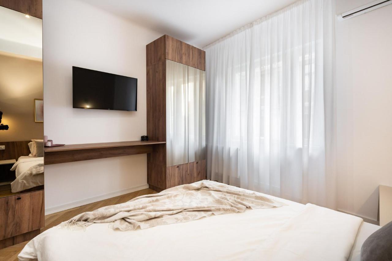 Old Town Bucharest, Luxury 2 Bedrooms Apartment Εξωτερικό φωτογραφία