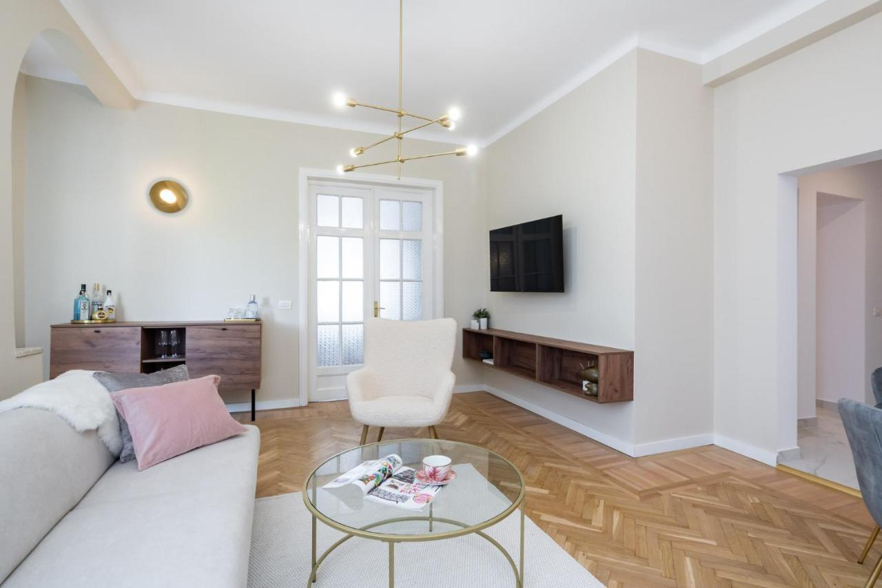 Old Town Bucharest, Luxury 2 Bedrooms Apartment Εξωτερικό φωτογραφία