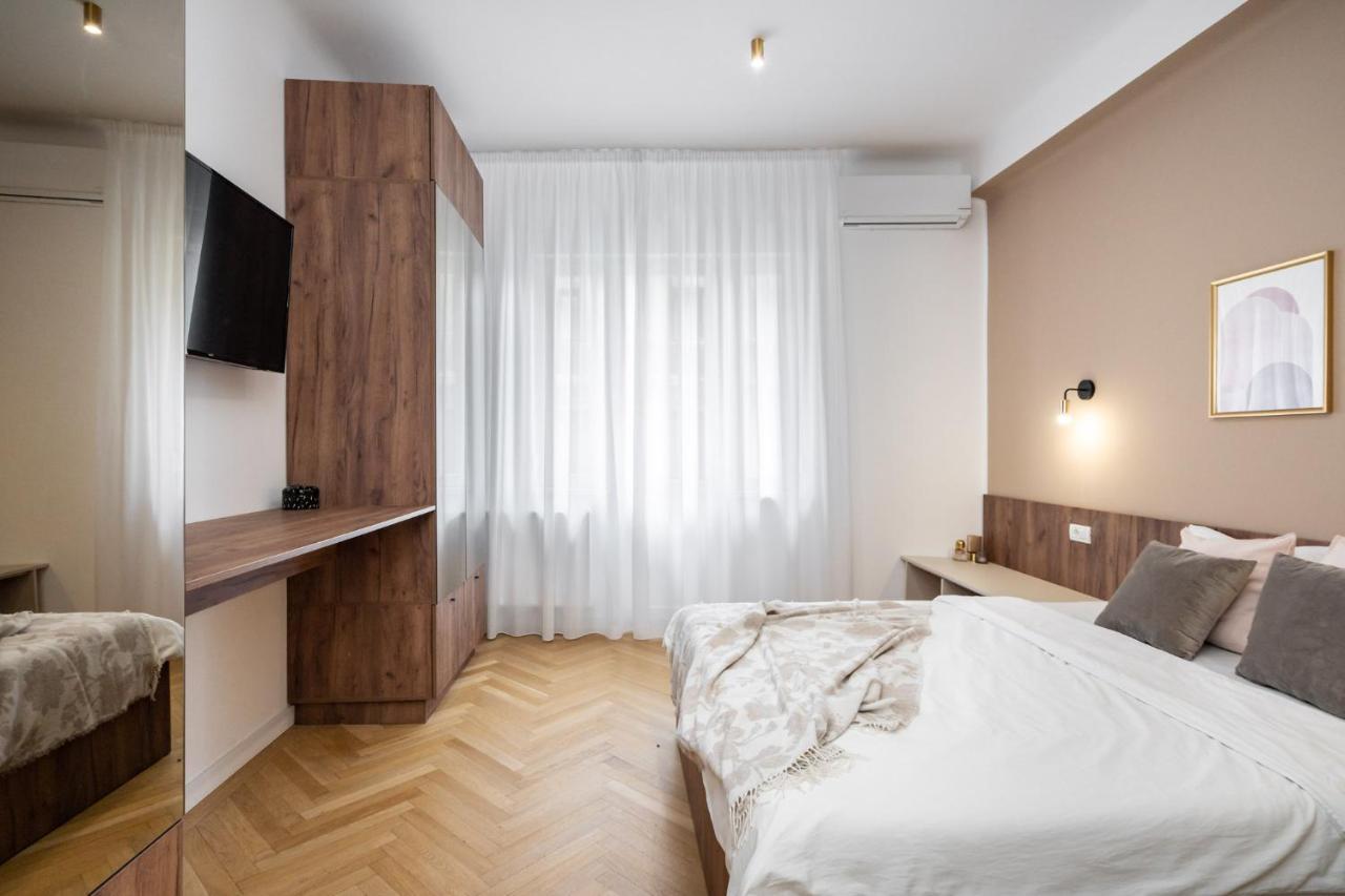 Old Town Bucharest, Luxury 2 Bedrooms Apartment Εξωτερικό φωτογραφία